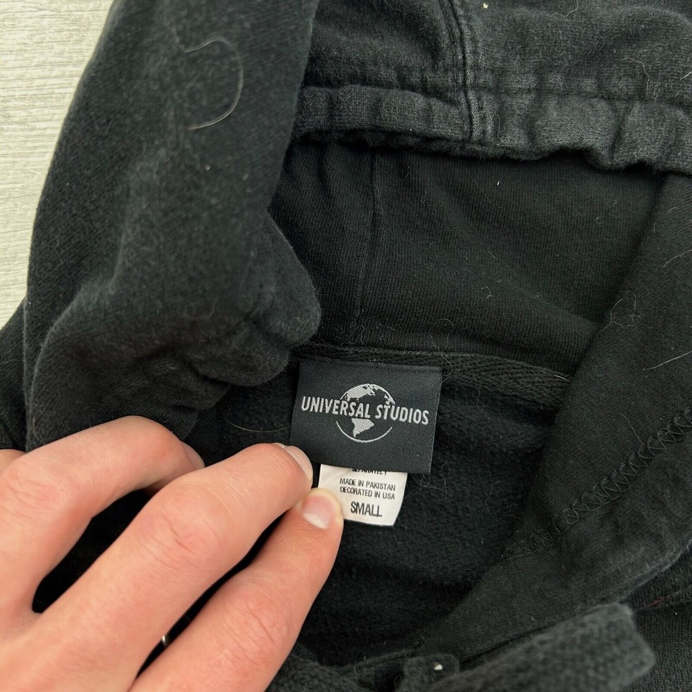 Vintage Y2K Spiderman Sweatshirt Adult Small Black Embroidered Universal Studios - Picture 3 of 6